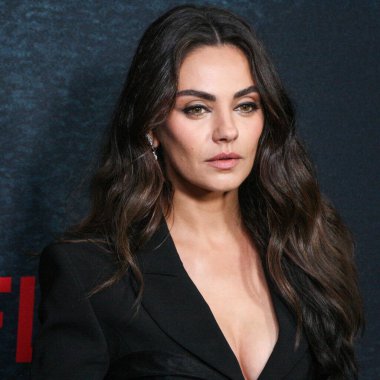 Carolina Herrera 'yı giyen Amerikalı aktris Mila Kunis, Netflix' in 29 Eylül 2022 'de New York, New York, ABD' deki The Paris Theater 'da düzenlenen' Yaşayan En Şanslı Kız 'adlı filminin New York galasına geldi.. 