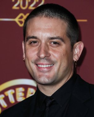Rapçi G-Eazy (Gerald Earl Gillum), 26 Mart 2022 tarihinde Bel Air, Los Angeles, Kaliforniya, ABD 'de düzenlenen Darren Dzienciol ve Richie Akiva Oscar Partisi 2022' ye geldi.. 