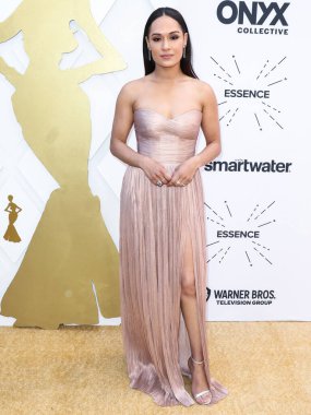 Grace Byers, 24 Mart 2022 'de Beverly Wilshire Four Seasons Oteli' nde düzenlenen 