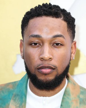 Jacob Lathe, 24 Mart 2022 'de Beverly Wilshire Four Seasons Oteli' nde düzenlenen 'The Black Cinematic Universe' in Hollywood Ödülleri 'nde Siyah Kadınlar Öğle Yemeği Yıldönümünde 2022.