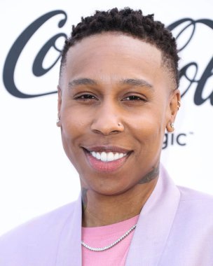 Lena Waithe, 24 Mart 2022 'de Beverly Wilshire Four Seasons Oteli' nde düzenlenen 'Siyah Sinema Evreni' nin Hollywood Ödülleri 'nde Siyah Kadınlar Öğle Yemeği Yıldönümünde 2022' ye geliyor.