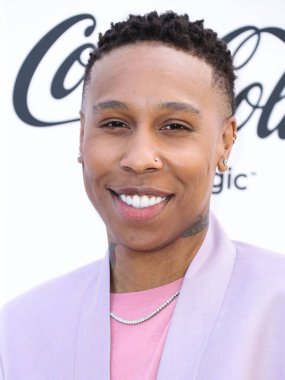 Lena Waithe, 24 Mart 2022 'de Beverly Wilshire Four Seasons Oteli' nde düzenlenen 'Siyah Sinema Evreni' nin Hollywood Ödülleri 'nde Siyah Kadınlar Öğle Yemeği Yıldönümünde 2022' ye geliyor.