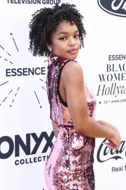 Marsai Martin, 24 Mart 2022 'de Beverly Wilshire Four Seasons Oteli' nde düzenlenen 'Siyah Sinema Evreni' nin Hollywood Ödülleri 'nde Siyah Kadınlar Öğle Yemeği Yıldönümünde 2022' ye geliyor.