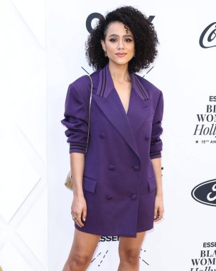 Nathalie Emmanuel, 24 Mart 2022 'de Beverly Wilshire Four Seasons Oteli' nde düzenlenen Hollywood Ödülleri 'nde Siyahi Kadınlar Öğle Yemeği Yıldönümünde 