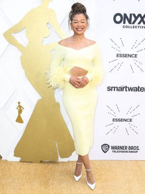 Storm Reid, 24 Mart 2022 'de Beverly Wilshire Four Seasons Oteli' nde düzenlenen 'Siyah Sinema Evreni' nin Hollywood Ödülleri 'nde Siyah Kadınlar Öğle Yemeği Yıldönümünde 2022. Yıllık ESSENCE' e geldi.