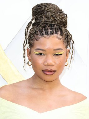 Storm Reid, 24 Mart 2022 'de Beverly Wilshire Four Seasons Oteli' nde düzenlenen 'Siyah Sinema Evreni' nin Hollywood Ödülleri 'nde Siyah Kadınlar Öğle Yemeği Yıldönümünde 2022. Yıllık ESSENCE' e geldi.