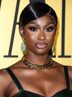 Coco Jones, Vanity Fair tarafından 22 Mart 2022 'de Hollywood, Los Angeles, Kaliforniya, ABD' de düzenlenen Vanity Fair tarafından düzenlenen Genç Hollywood Gecesi 'ne geldi.. 