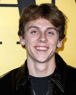 Jacob Bertrand, Vanity Fair tarafından 22 Mart 2022 'de Hollywood, Los Angeles, Kaliforniya, ABD' de düzenlenen Vanity Fair tarafından düzenlenen Genç Hollywood Gecesi 'ne geldi.. 