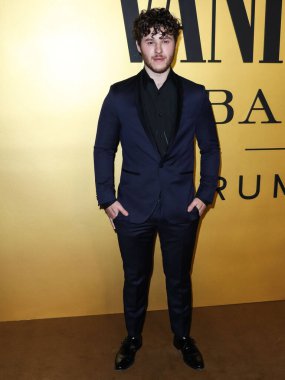 Nolan Gould, Vanity Fair tarafından 22 Mart 2022 'de Hollywood, Los Angeles, Kaliforniya, ABD' de düzenlenen Vanity Fair tarafından düzenlenen Genç Hollywood Gecesi 'ne geldi.. 