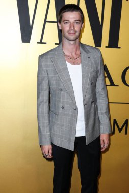 Patrick Schwarzenegger, Vanity Fair tarafından 22 Mart 2022 'de Hollywood, Los Angeles, Kaliforniya, ABD' de düzenlenen Vanity Fair tarafından sunulan Genç Hollywood Gecesi 'ne geldi..