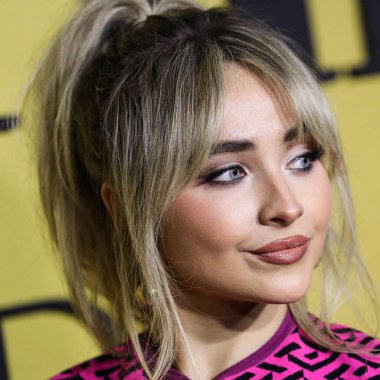 Sabrina Carpenter, Vanity Fair tarafından 22 Mart 2022 'de Hollywood, Los Angeles, Kaliforniya, ABD' de düzenlenen Vanity Fair tarafından düzenlenen Genç Hollywood Gecesi 'ne geldi..