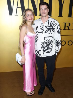 Vivia Ortega ve Kyle Allen, 22 Mart 2022 'de Hollywood, Los Angeles, Kaliforniya, ABD' de Vanity Fair 'in ev sahipliğini yaptığı Genç Hollywood Gecesi' ne geldiler..