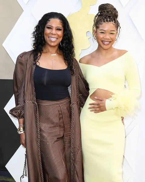 Robyn Simpson Reid ve Storm Reid, 24 Mart 2022 'de Beverly Wilshire Four Seasons Oteli' nde düzenlenen 