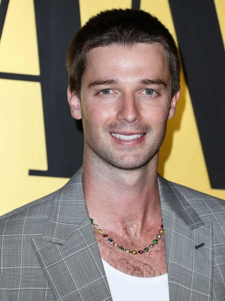 Patrick Schwarzenegger, Vanity Fair tarafından 22 Mart 2022 'de Hollywood, Los Angeles, Kaliforniya, ABD' de düzenlenen Vanity Fair tarafından sunulan Genç Hollywood Gecesi 'ne geldi..