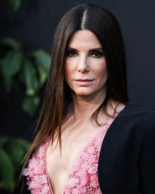 Elie Saab 'ı giyen Amerikalı aktris Sandra Bullock, 21 Mart 2022' de Westwood, Los Angeles, Kaliforniya, ABD 'deki Regency Village Theatre' da düzenlenen Paramount Pictures 'ın' Kayıp Şehir 'adlı filminin Los Angeles galasına geldi.. 