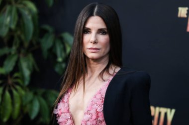 Elie Saab 'ı giyen Amerikalı aktris Sandra Bullock, 21 Mart 2022' de Westwood, Los Angeles, Kaliforniya, ABD 'deki Regency Village Theatre' da düzenlenen Paramount Pictures 'ın' Kayıp Şehir 'adlı filminin Los Angeles galasına geldi.. 