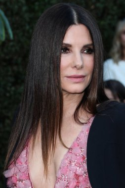 Elie Saab 'ı giyen Amerikalı aktris Sandra Bullock, 21 Mart 2022' de Westwood, Los Angeles, Kaliforniya, ABD 'deki Regency Village Theatre' da düzenlenen Paramount Pictures 'ın' Kayıp Şehir 'adlı filminin Los Angeles galasına geldi.. 