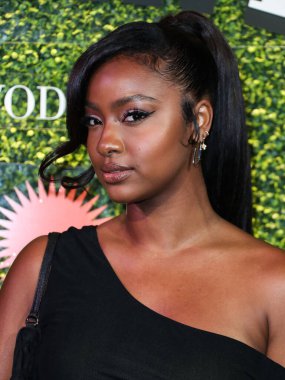 Justine Skye, Sunny Votka Fırlatma Partisi 'ne 15 Mart 2022' de Los Angeles, Kaliforniya 'da ulaştı.. 