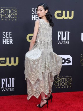 Louis Vuitton 'u giyen Hoyeon Jung, 13 Mart 2022' de Fairmont Century Plaza Oteli 'nde düzenlenen 27. Yıllık Eleştirmenler Seçimi Ödülleri' ne ulaştı.. 