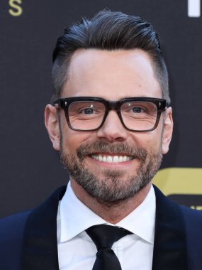 Joel McHale, 13 Mart 2022 'de Fairmont Century Plaza Hotel' de düzenlenen 27. Yıllık Eleştirmenler Seçimi Ödülleri 'ne katılıyor..