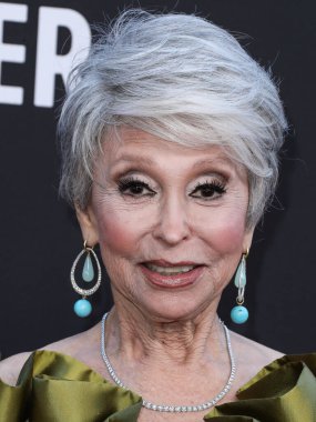 Irene Neuwirth mücevherlerini takan Rita Moreno, 13 Mart 2022 'de Century City, Los Angeles, Kaliforniya' da düzenlenen Fairmont Century Plaza Hotel 'de düzenlenen 27.. 