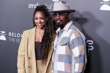 Amerikalı aktris Corinne Foxx ve baba / Amerikalı aktör Jamie Foxx, 1 Ekim 2022 'de Los Angeles, Kaliforniya, ABD' de bulunan Amerika Tiyatro Kompleksi Yönetmenler Birliği 'nin' Below the Belt 'in Los Angeles' taki ilk gösterimine geldiler.. 