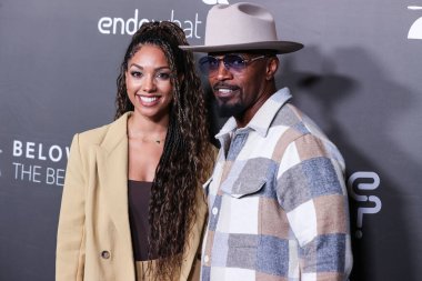 Amerikalı aktris Corinne Foxx ve baba / Amerikalı aktör Jamie Foxx, 1 Ekim 2022 'de Los Angeles, Kaliforniya, ABD' de bulunan Amerika Tiyatro Kompleksi Yönetmenler Birliği 'nin' Below the Belt 'in Los Angeles' taki ilk gösterimine geldiler.. 