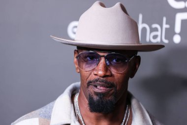 Amerikalı aktör Jamie Foxx, 1 Ekim 2022 'de ABD' nin Kaliforniya eyaletinin Los Angeles şehrinde bulunan Amerikan Tiyatro Kompleksi Yönetmenler Birliği 'nde düzenlenen' Below the Belt 'in Los Angeles Prömiyeri' ne geldi..
