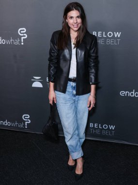 Amerikalı aktris Kate Mansi, 1 Ekim 2022 'de Los Angeles, Kaliforniya, ABD' de bulunan Amerika Tiyatro Kompleksi Yönetmenler Birliği 'nin Los Angeles' ın Below The Belt 'in ilk gösterimine geldi.. 