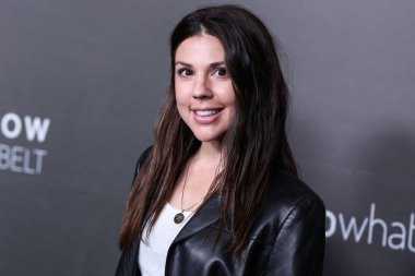 Amerikalı aktris Kate Mansi, 1 Ekim 2022 'de Los Angeles, Kaliforniya, ABD' de bulunan Amerika Tiyatro Kompleksi Yönetmenler Birliği 'nin Los Angeles' ın Below The Belt 'in ilk gösterimine geldi.. 