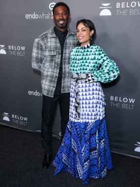 Nnamdi Okafor ve kız arkadaşı / Amerikalı aktris Rosario Dawson, 1 Ekim 2022 'de Los Angeles, Kaliforniya, ABD' de bulunan Amerika Tiyatro Kompleksi Yönetmenler Birliği 'nin' Below the Belt 'in Los Angeles' taki ilk gösterimine geldiler.. 