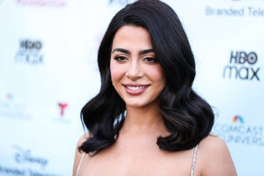 Amerikalı aktris Emeraude Toubia, 2 Ekim 2022 'de Los Angeles, Kaliforniya' da düzenlenen 37. Yıllık Imagen Ödülleri 'ne geldi..