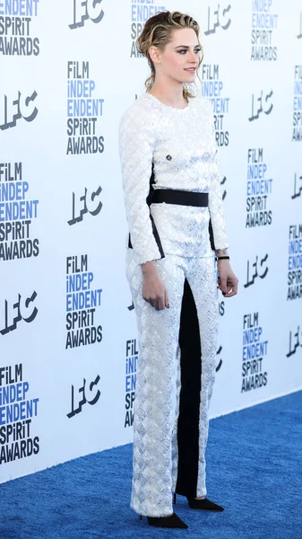 Kristen Stewart Vistiendo Chanel Llega Los Premios Film Independent Spirit — Foto de Stock