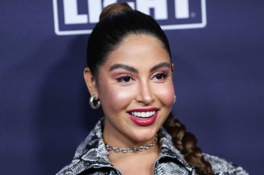 Güney Amerikalı aktris Cinthya Carmona, 13 Şubat 2022 'de Hollywood Sunset Room Hollywood' da Lil Wayne 'in ev sahipliğinde düzenlenen TailGates Büyük Maçı' na geldi.. 