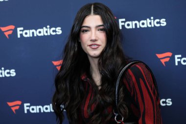 Amerikalı dansçı Charli D 'Amelio, Michael Rubin' in Fanatik Super Bowl Partisi 2022 'ye 12 Şubat 2022' de Culver City, Los Angeles, Kaliforniya, ABD 'de gerçekleştirildi..