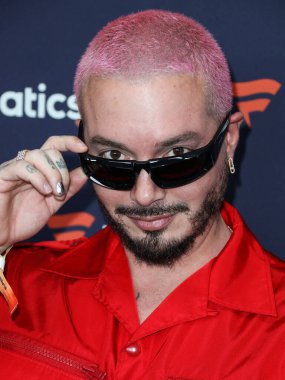 Kolombiyalı şarkıcı J Balvin (Jose Alvaro Osorio Balvin), Michael Rubin 'in Fanatik Super Bowl Partisi 2022' ye 12 Şubat 2022 'de Culver City, Los Angeles, Kaliforniya, ABD' de gerçekleştirildi.. 