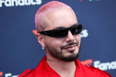 Kolombiyalı şarkıcı J Balvin (Jose Alvaro Osorio Balvin), Michael Rubin 'in Fanatik Super Bowl Partisi 2022' ye 12 Şubat 2022 'de Culver City, Los Angeles, Kaliforniya, ABD' de gerçekleştirildi..