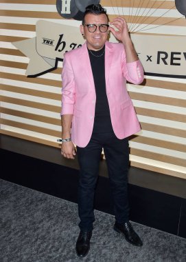 Tony Rocks, Drake sunuculuğunu H.wood Group ve REVOLVE Sunuculuğunu PLACES.CO ve Flow.com 'un yaptığı' Homecoming Weekend 'programına 12 Şubat 2022' de Pasifik Tasarım Merkezi 'nde gerçekleştirilen ve yapımcılığını üstlendiği