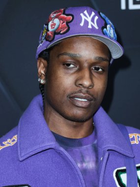 Amerikalı rapçi A $AP Rocky (ASAP Rocky, Rakim Athelaston Mayers), 11 Şubat 2022 'de Hollywood, Los Angeles, Kaliforniya, ABD' deki Goya Stüdyoları 'nda düzenlenen Fenty Beauty and F70 Skin Kutlamasına geldi.. 