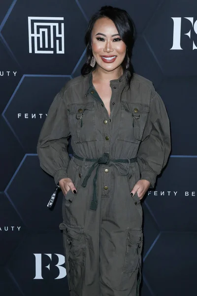 Film Producent Kelly Arriveert Fenty Beauty Fenty Skin Celebration Gehost — Stockfoto