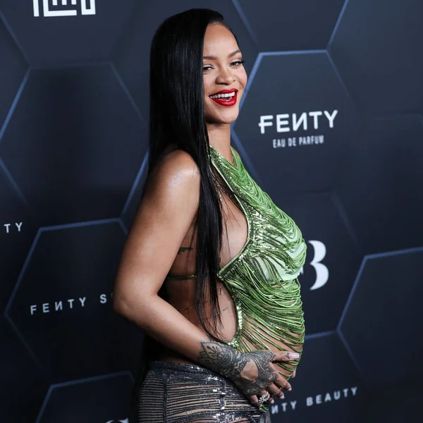 Cantante Barbadense Rihanna Robyn Rihanna Fenty Vistiendo Attico Llega Celebración — Foto de Stock