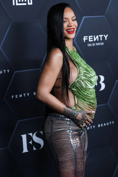 Barbadian Singer Rihanna Robyn Rihanna Fenty Wearing Attico Przybywa Fenty — Zdjęcie stockowe