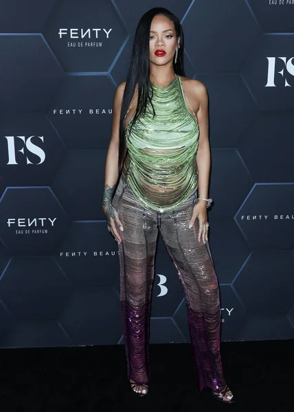 Barbadianska Sångerskan Rihanna Robyn Rihanna Fenty Attico Anländer Till Fenty — Stockfoto