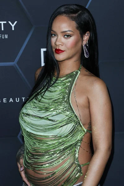 Cântăreața Barbadiană Rihanna Robyn Rihanna Fenty Care Poartă Attico Ajunge — Fotografie, imagine de stoc