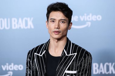 Filipinli aktör Manny Jacinto, 8 Şubat 2022 'de Los Angeles, Kaliforniya, ABD' de düzenlenen 