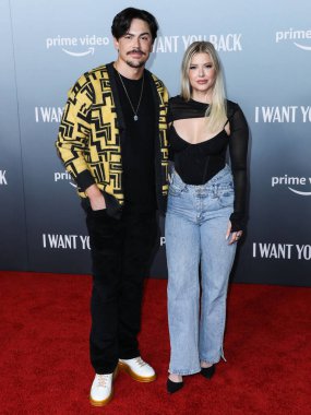 Aktör Tom Sandoval ve kız arkadaşı / aktris Ariana Madix, 8 Şubat 2022 'de Los Angeles, Kaliforniya, ABD' de düzenlenen 