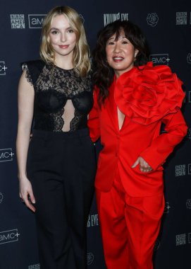 Aktrisler Jodie Comer ve Sandra Oh BBC 'nin 