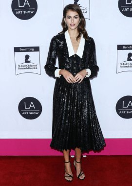 Amerikalı model Kaia Jordan Gerber, 19 Ocak 2022 'de Los Angeles Kongre Merkezi' nde düzenlenen Kaia Gerber 'in ev sahipliğini yaptığı St. Jude Çocuk Araştırmaları Hastanesi yararına düzenlenen 27.