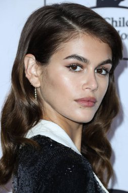 Amerikalı model Kaia Jordan Gerber, 19 Ocak 2022 'de Los Angeles Kongre Merkezi' nde düzenlenen Kaia Gerber 'in ev sahipliğini yaptığı St. Jude Çocuk Araştırmaları Hastanesi yararına düzenlenen 27.