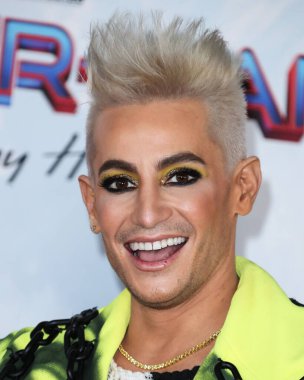 Dansçı Frankie Grande, 13 Aralık 2021 'de Westwood, Los Angeles, Kaliforniya, ABD' deki Regency Village Theatre 'da düzenlenen Columbia Pictures' ın 